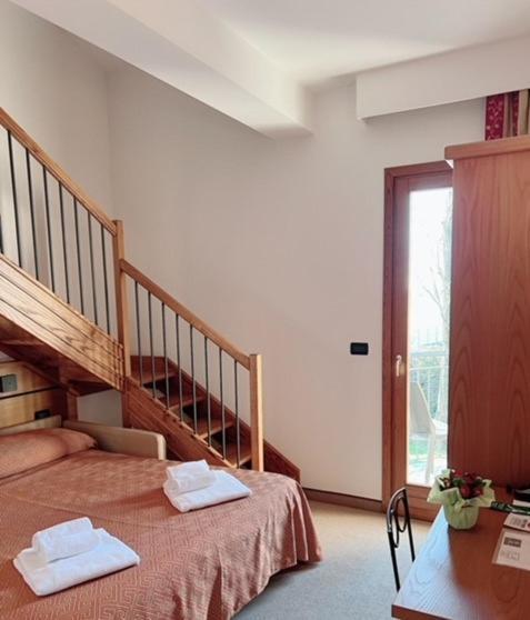 Hotel Alle Mondine Fraforeano Exterior photo